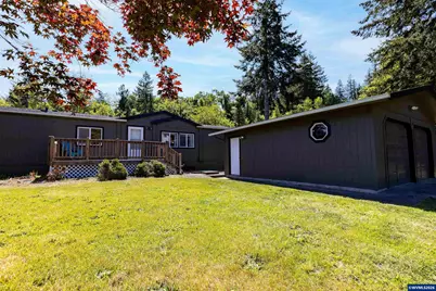 1225 NE Canyon Dr, Toledo, OR 97391 - Photo 5