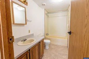 1225 NE Canyon Dr, Toledo, OR 97391 - Photo 31