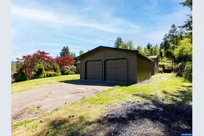 1225 NE Canyon Dr, Toledo, OR 97391 - Photo 3