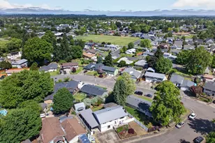 2314 NW Fulton Ct, Albany, OR 97322 - Photo 5