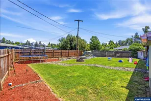 200 SE Walnut Ave, Dallas, OR 97338 - Photo 35