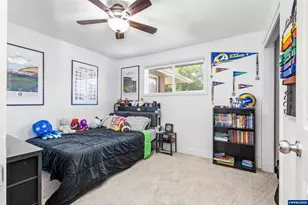 200 SE Walnut Ave, Dallas, OR 97338 - Photo 11