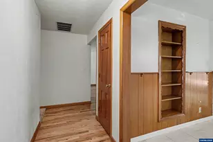 893 Idanha Ct SE, Salem, OR 97302 - Photo 5