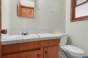 893 Idanha Ct SE, Salem, OR 97302 - Photo 15