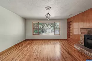 893 Idanha Ct SE, Salem, OR 97302 - Photo 17