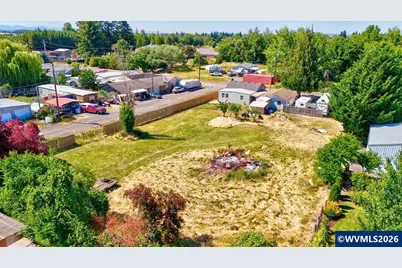 955 F St, Lebanon, OR 97355 - Photo 39