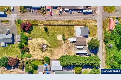 955 F St, Lebanon, OR 97355 - Photo 31