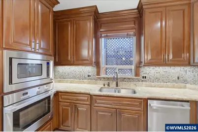 4704 Southampton Dr SE, Salem, OR 97302 - Photo 15