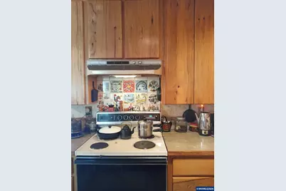 1905 Willamette Av NE, Albany, OR 97321 - Photo 7