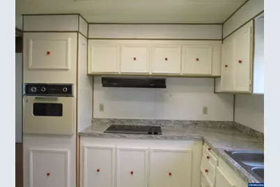 4730 Auburn Rd #13, Salem, OR 97301 - Photo 11