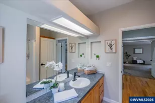 1697 NW Laura Vis Dr, Albany, OR 97321 - Photo 25