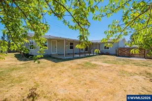1697 NW Laura Vis Dr, Albany, OR 97321 - Photo 37