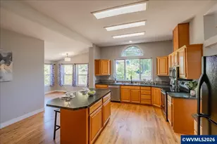 1697 NW Laura Vis Dr, Albany, OR 97321 - Photo 13