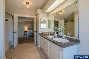 1697 NW Laura Vis Dr, Albany, OR 97321 - Photo 5