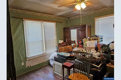329 S 1st Av, Mill City, OR 97360 - Photo 29