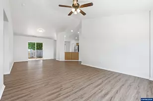 3047 Wallace Rd NW, Salem, OR 97304 - Photo 11