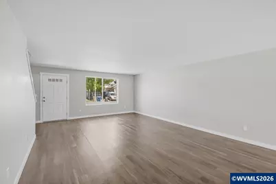 230 E Fir Dr, Gervais, OR 97026 - Photo 5