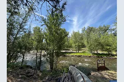 70452 Bear Creek Rd, Wallowa, OR 97885 - Photo 17