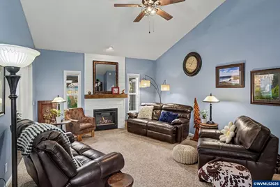1825 Bentley St, Monmouth, OR 97361 - Photo 3