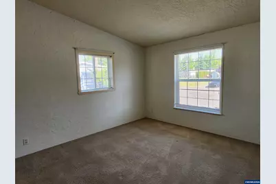5050 Columbus  Unit 300 St SE #300, Albany, OR 97322 - Photo 27