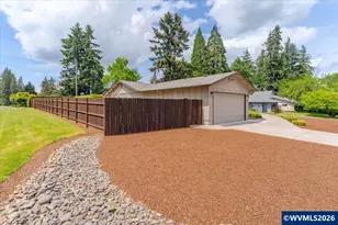 4193 Oakman St S, Salem, OR 97004 - Photo 3
