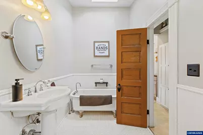 1550 East Av NE, Salem, OR 97301 - Photo 13