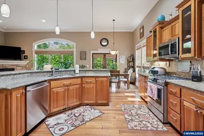 275 Mirasol Av SE, Salem, OR 97306 - Photo 13