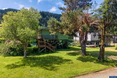 5944 S River Lp, Lincoln City, OR 97367 - Photo 27