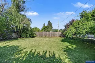 1621 S 5th St, Lebanon, OR 97355 - Photo 27