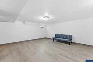 1555 Pearl St NE, Salem, OR 97301 - Photo 29