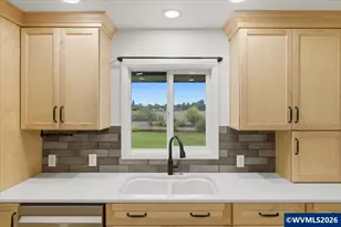 31195 Pirtle Dr SW, Albany, OR 97321 - Photo 7