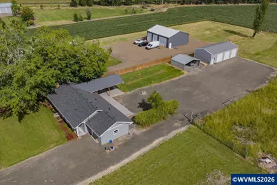 31195 Pirtle Dr SW, Albany, OR 97321 - Photo 3