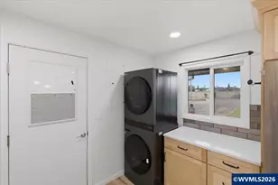 31195 Pirtle Dr SW, Albany, OR 97321 - Photo 11