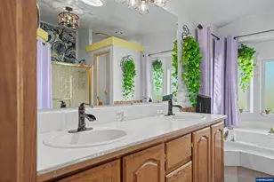 631 N 12th St, Philomath, OR 97370 - Photo 17