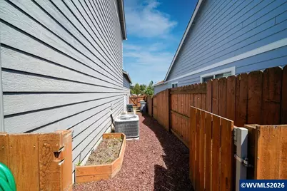 2654 Red Oak St NW, Albany, OR 97321 - Photo 33