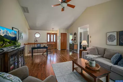 1522 Corum Ct NW, Salem, OR 97304 - Photo 9