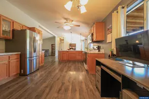 4204 NE Egan St, Gervais, OR 97026 - Photo 11