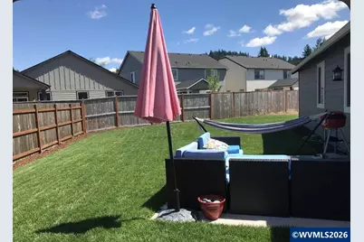 2271 Cheadle Lake Ct, Lebanon, OR 97355 - Photo 11