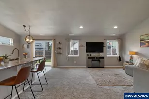 2271 Cheadle Lk Ct, Lebanon, OR 97355 - Photo 13