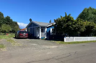 210 NW Grinstead St, Siletz, OR 97380 - Photo 3