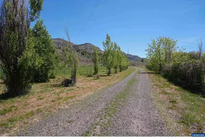 15682 Highway 395, Lakeview, OR 97630 - Photo 3