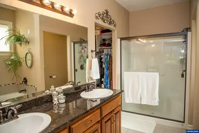 2921 Butterfly Av NW, Salem, OR 97304 - Photo 9