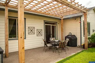 2921 Butterfly Ave NW, Salem, OR 97304 - Photo 27