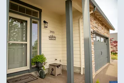 2921 Butterfly Av NW, Salem, OR 97304 - Photo 3