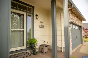 2921 Butterfly Ave NW, Salem, OR 97304 - Photo 3