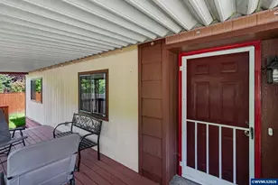 1307 S Water St, Silverton, OR 97381 - Photo 5