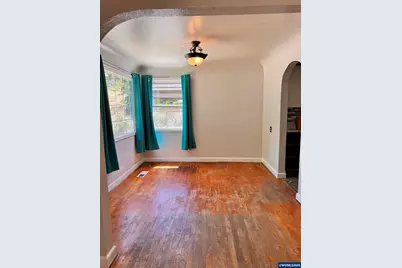 745 20th St NE, Salem, OR 97301 - Photo 7