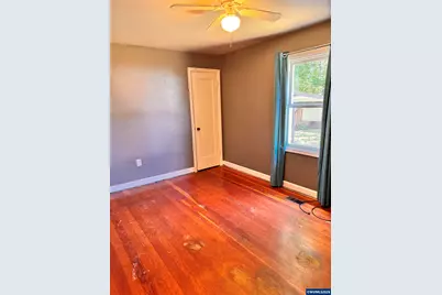 745 20th St NE, Salem, OR 97301 - Photo 15