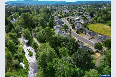 1455 Hawthorne Av, Dallas, OR 97338 - Photo 3