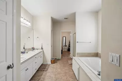 973 Eisenhower Dr NW, Salem, OR 97304 - Photo 21